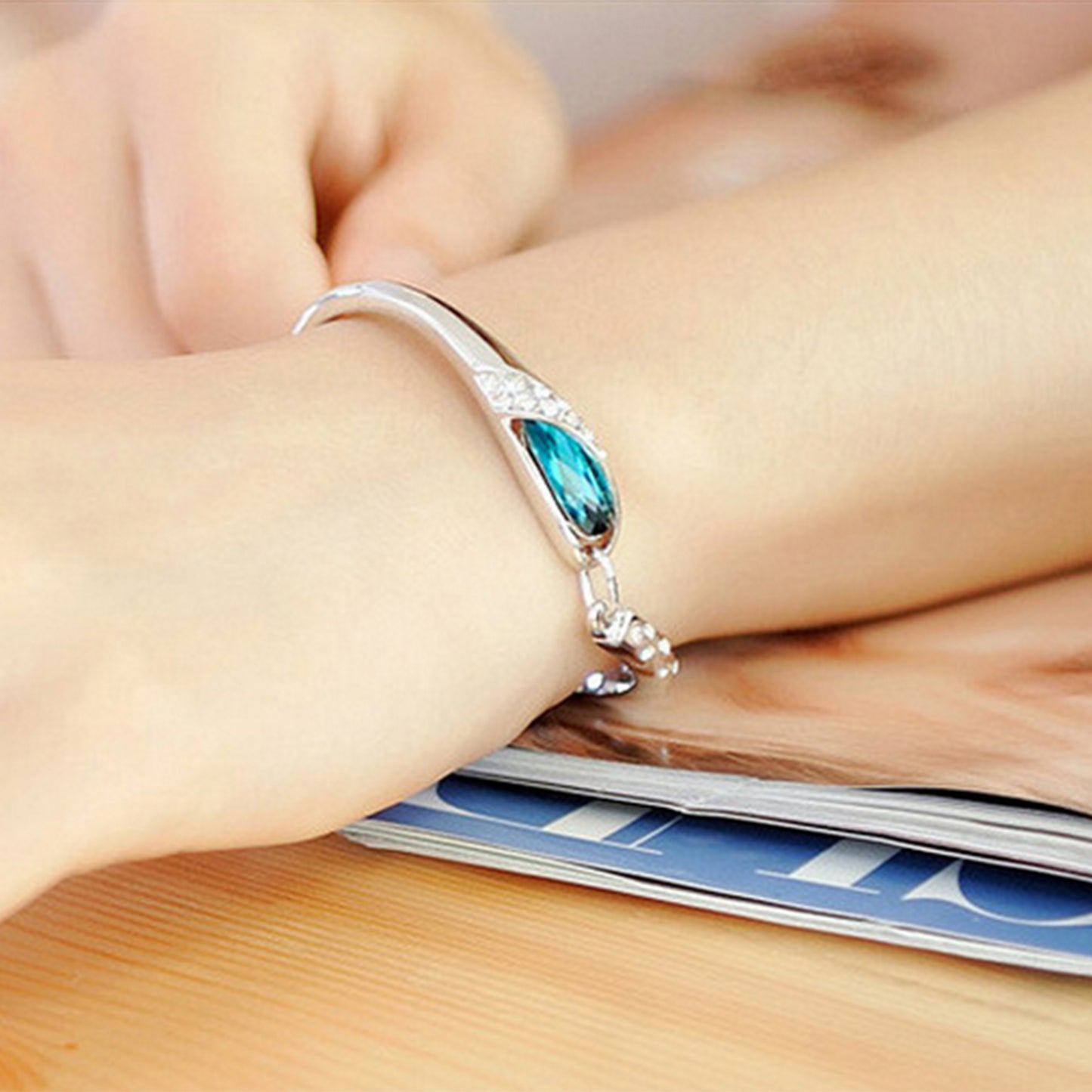 Glass Slipper Blue Crystal Link Bangle Bracelet